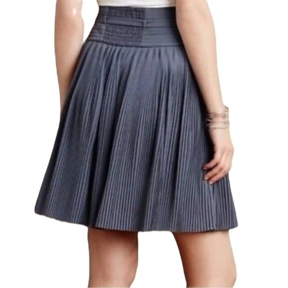 Leifsdottier (Anthropologie) Grey Plisse Skirt with Yoke Drop Waist and Sash - Picture 3 of 14
